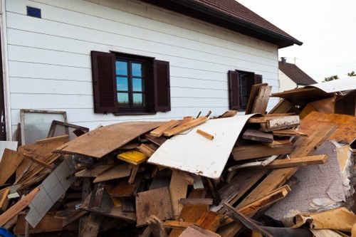Different types of commercial skips available for hire