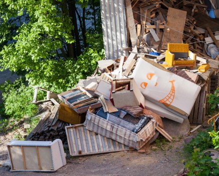 Process of hiring an enclosed skip in Marylebone
